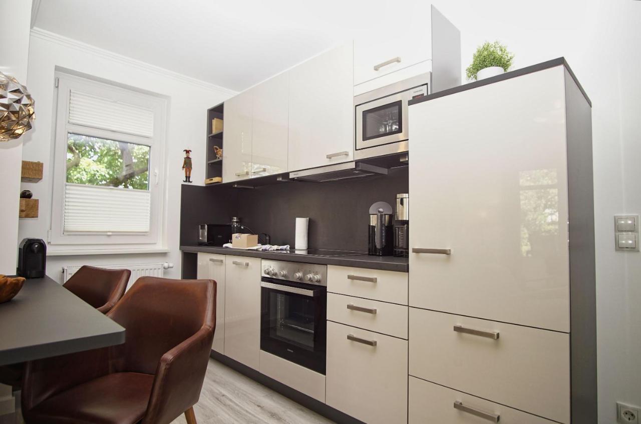Terrasse, Gratis Nutzung Vom Ahoi Erlebnisbad Und Sauna In Sellin - Meeresblick Fewo 77 Goehren  Εξωτερικό φωτογραφία